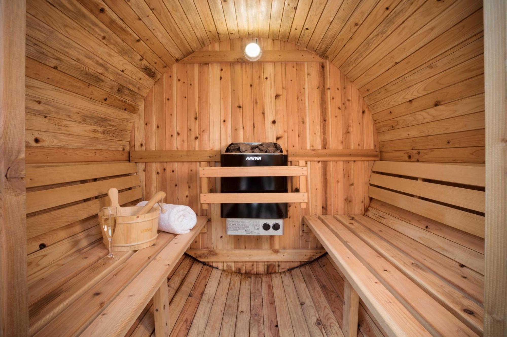 Aphrodites Group - Luxury Hot Tub In District! Hotel 5*